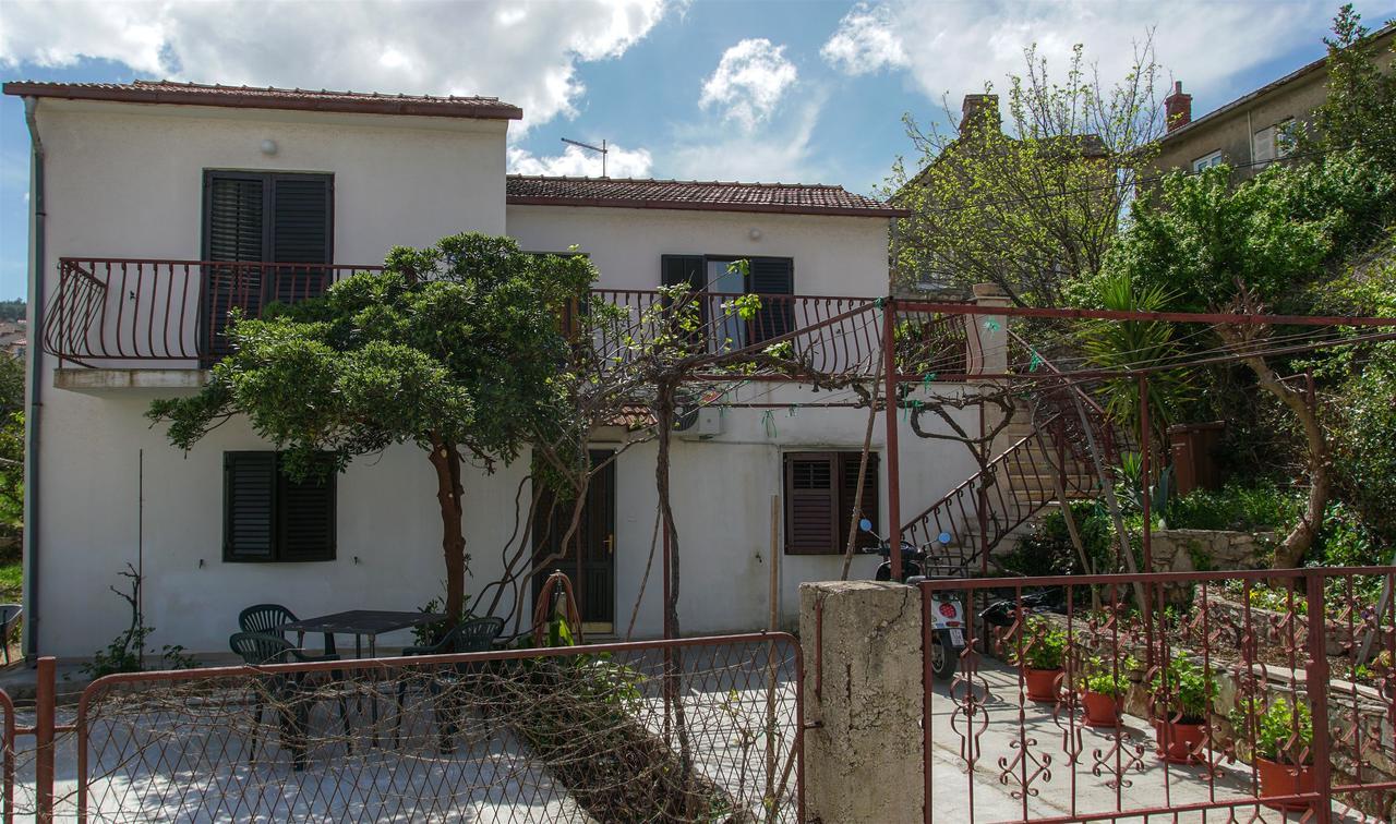 Apartment Vitaic Supetar Zewnętrze zdjęcie